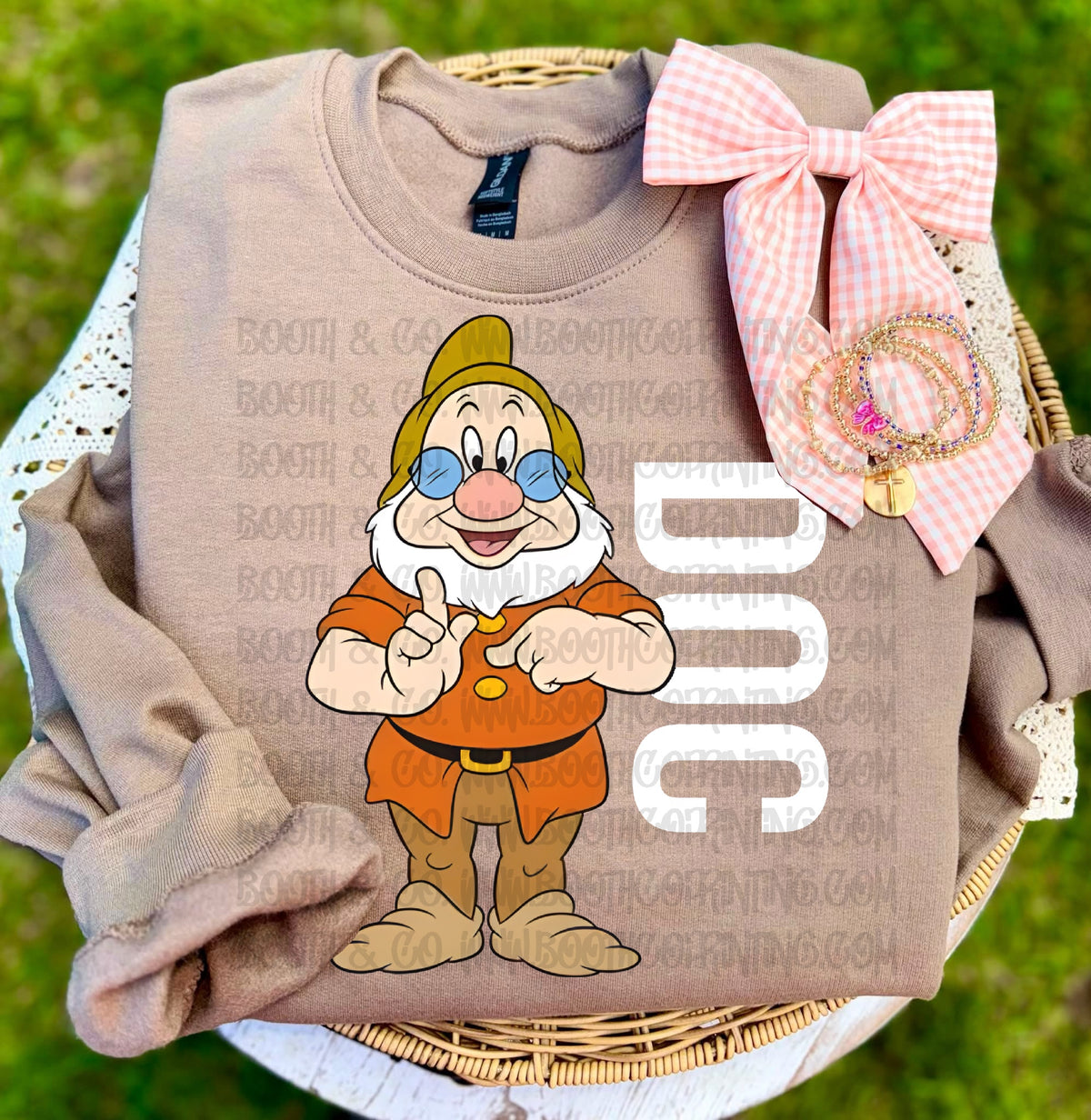 Snow White and The Seven Dwarfs Impact- Doc (White)