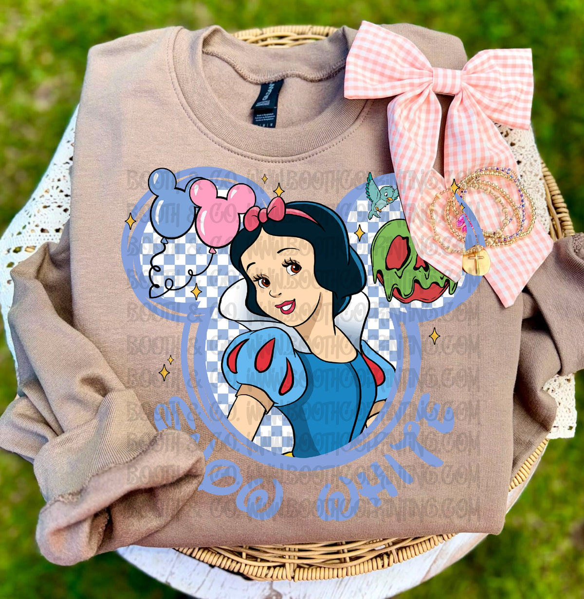Snow White and The Seven Dwarfs Mickey Head- Snow White