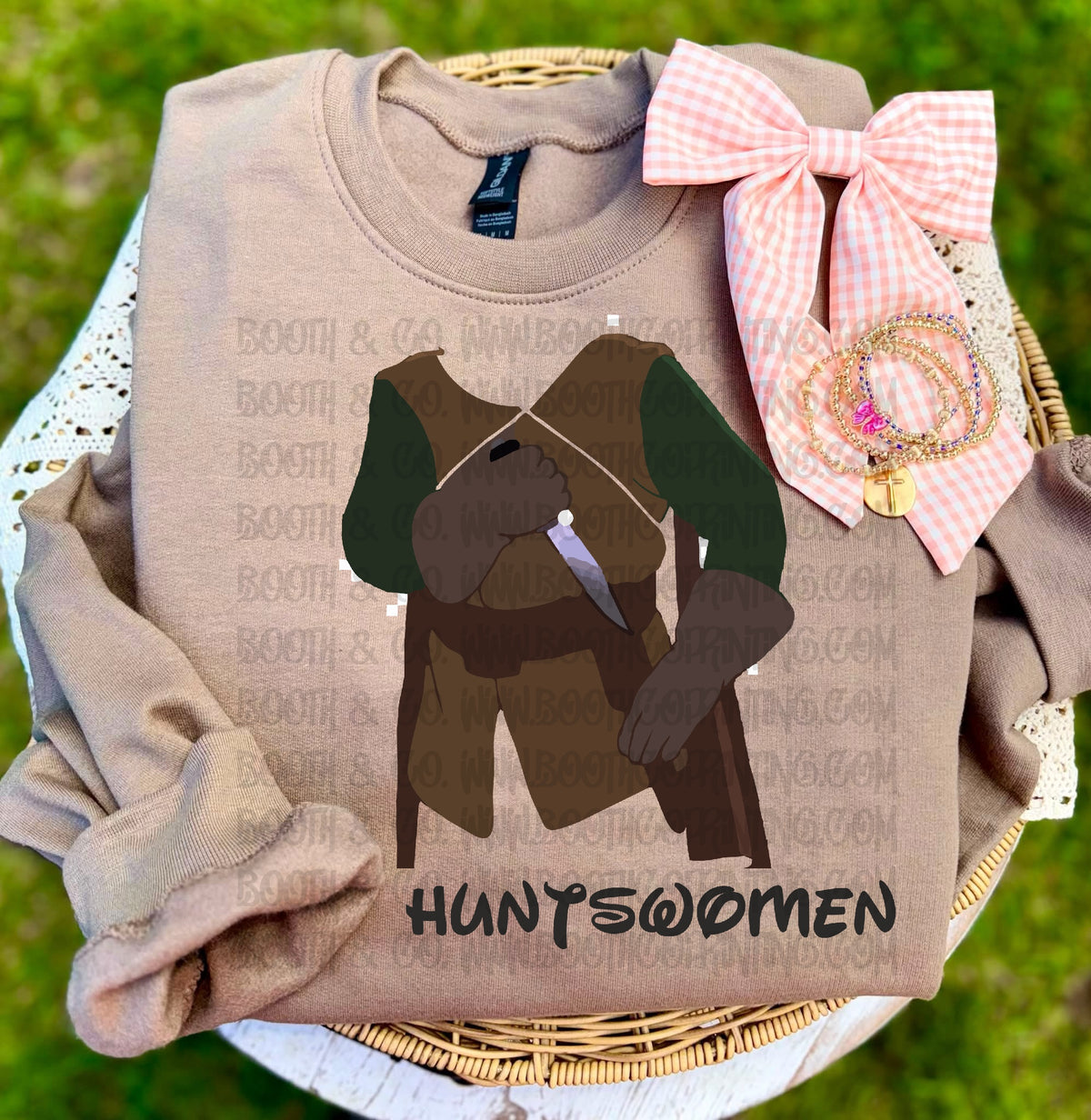 Snow White and The Seven Dwarfs Full Body- The Huntswoman